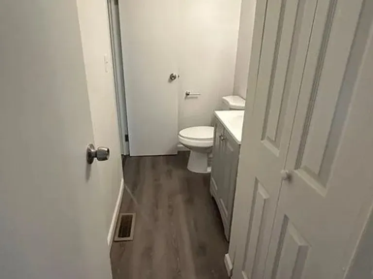 1511 Andrews Dr — Photo 6