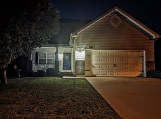 9704 NE 98th Ter, Kansas City, MO 64157