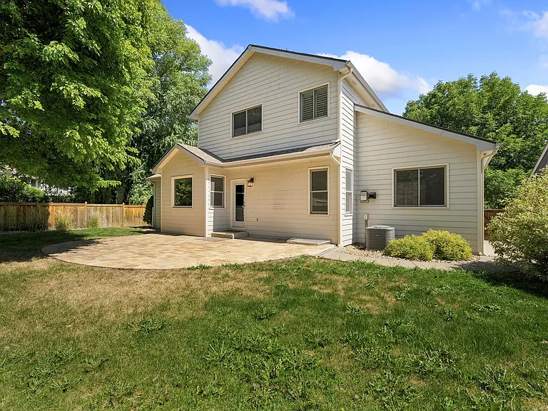 2313 Timber Creek Dr — Photo 25