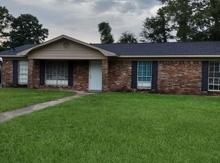 26 Craig Dr, Saraland, AL 36571