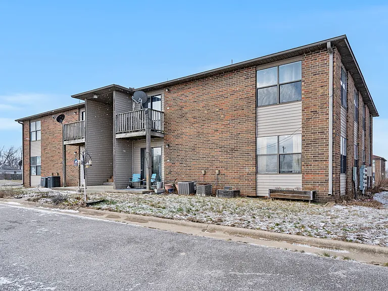722 Brett Cir — Photo 26