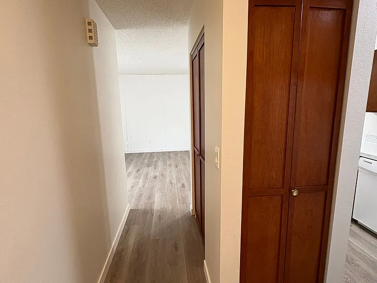 4875 SW Lombard Ave — Photo 9
