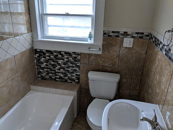 Upstairs bathroom