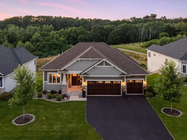 2337 Sherwood Pl, Hudson, WI 54016