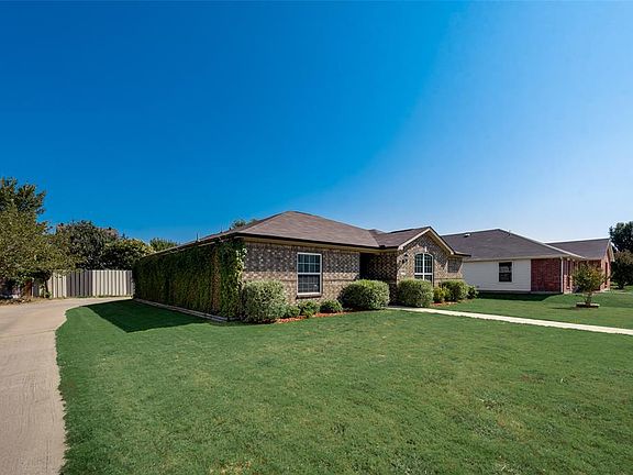 3rd image of 9607 Michelle Dr
