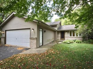 226 Hastings Way SW, Poplar Grove, IL 61065