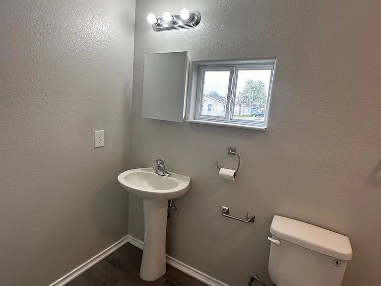 1603 Caldwell St — Photo 13