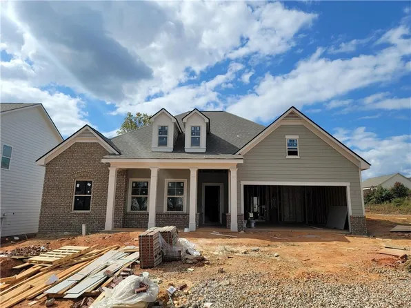 4562 Silver Oak Dr, Gainesville, GA 30504