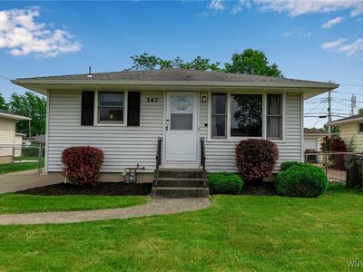 347 Meadowlawn Rd, Cheektowaga, NY, 14225