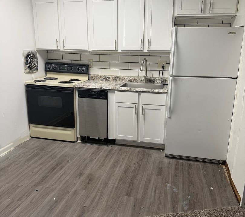 1st image of 1455 McPherson Ave APT 19