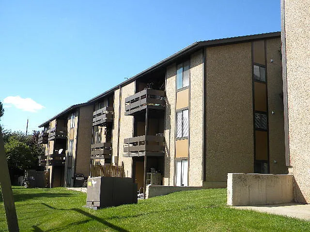 1842 E 5625 S #A