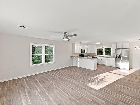 5th image of 1305 Wilson Rd