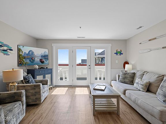 2nd image of 790 New River Inlet Road Unit 319a