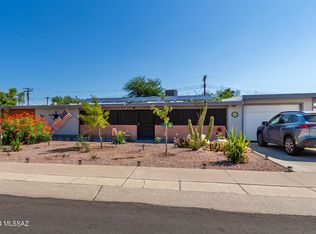 7229 E Eastview Dr, Tucson, AZ 85710
