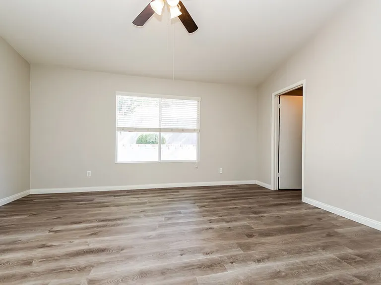 7728 Donald Nelson Ave — Photo 12