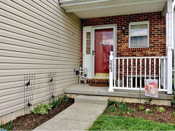 2nd image of 223 N Barrington Ct