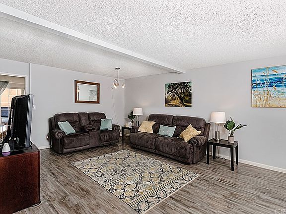 3rd image of 8410 Winnetka Ave Unit 23