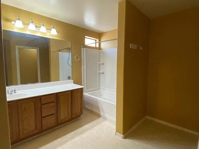 1847 W Desert Seasons Dr — Photo 13