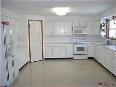 5th image of 32156 Fantale St