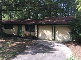 5749 Salem Rd, Lithonia, GA 30038