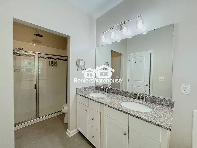 521 Charles Porteus Ln — Photo 23