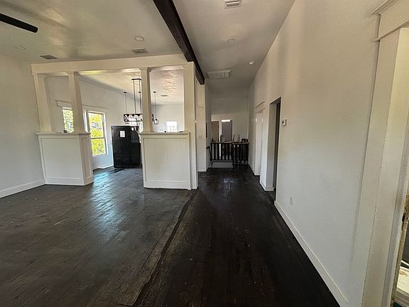 4th image of 818 Cortez St