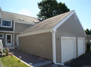 18 Jerimoth Dr, Branford, CT 06405
