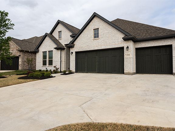 2nd image of 1924 Burton Hollow Way