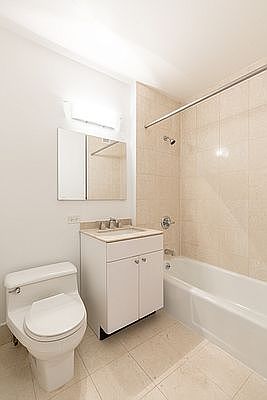 3rd image of 235 W 48th St APT 15A