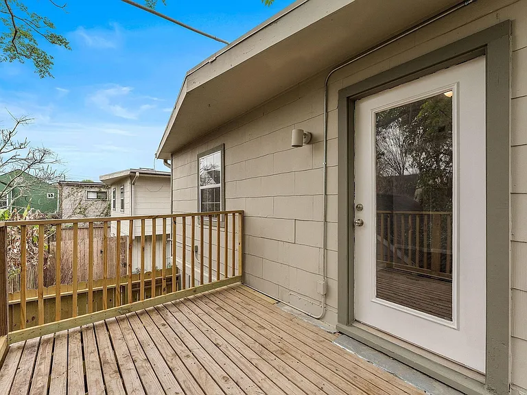1409 Maryland St #D — Photo 6