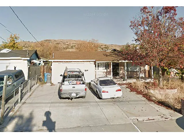 276 Sunnyslope Ave photo 1