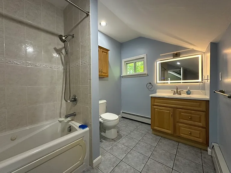 246 Essex St #2 — Photo 22
