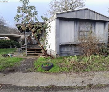 701 Leiken Ln, Roseburg, OR, 97470