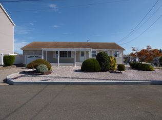 589 Vision Ave, Toms River, NJ