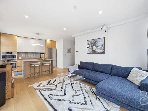 20-48 Steinway St #Pha, Astoria, NY 11105