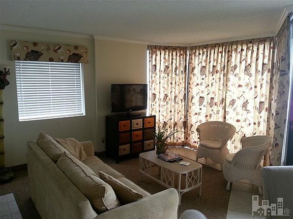 4th image of 2700 N Lumina Avenue #601