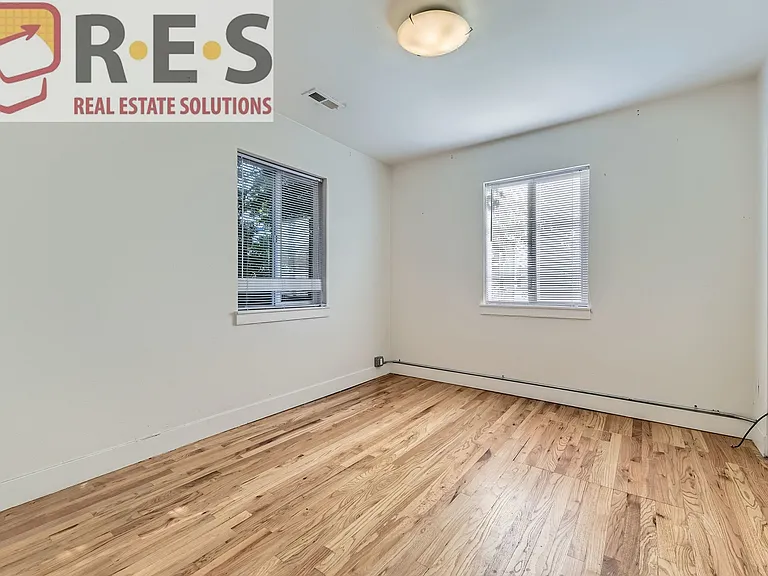 3131 N Saint Paul St — Photo 8