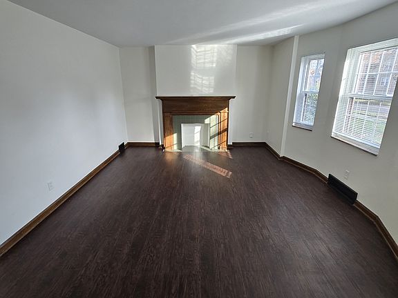 4th image of 1776 25th St #1