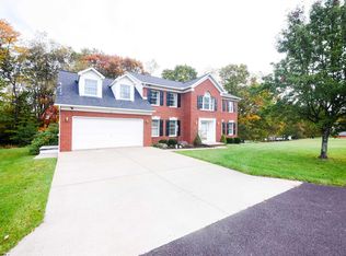 63 Poplar St, Bruceton Mills, WV 26525