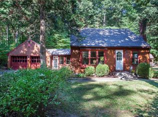 3 Forest Hills Dr, Avon, CT 06001
