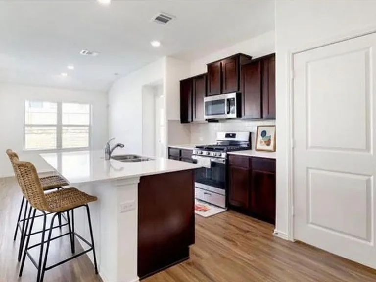 21416 Bird Wing Dr — Photo 9