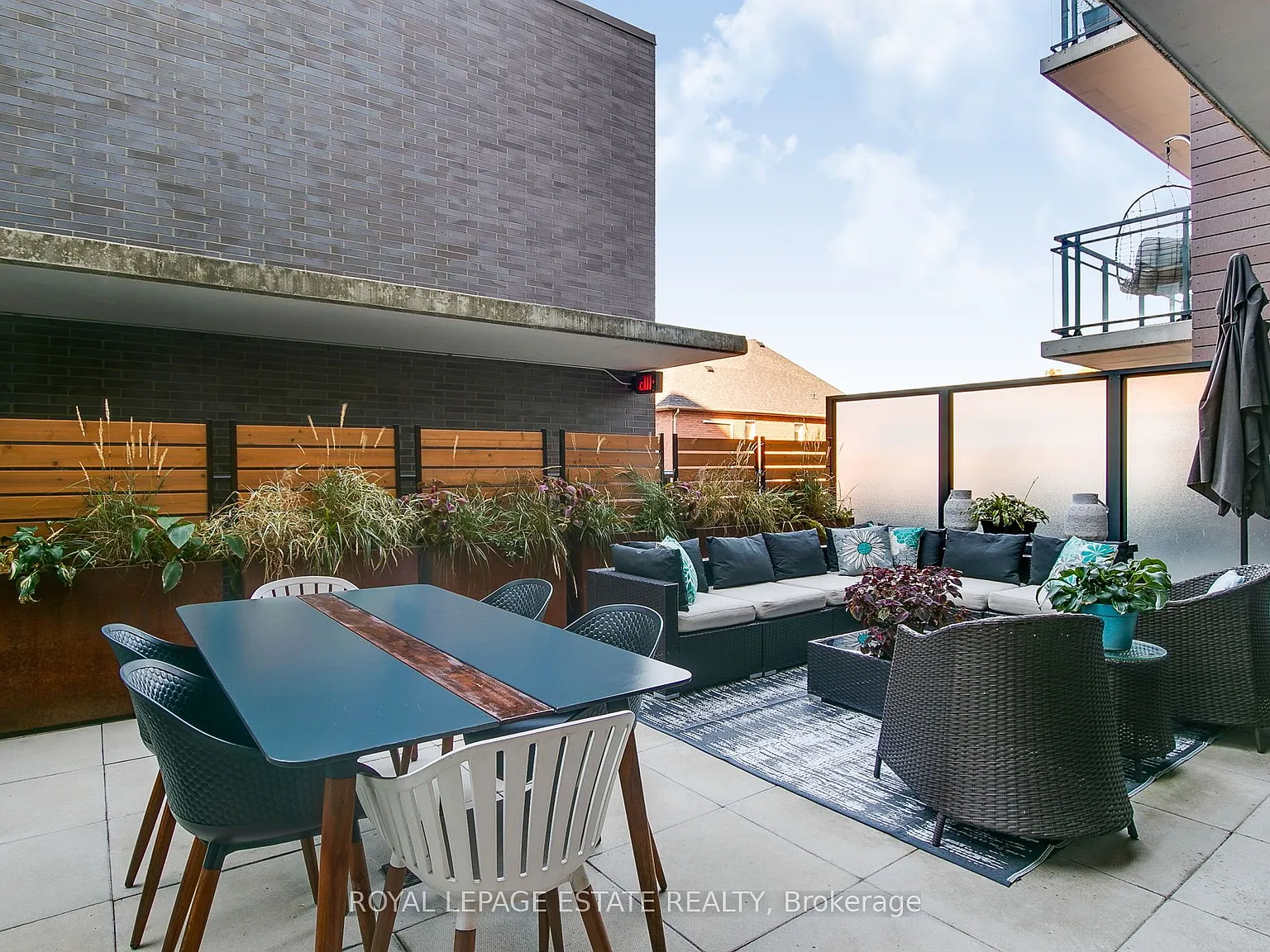 1 bed, $2,000 — Photo 2