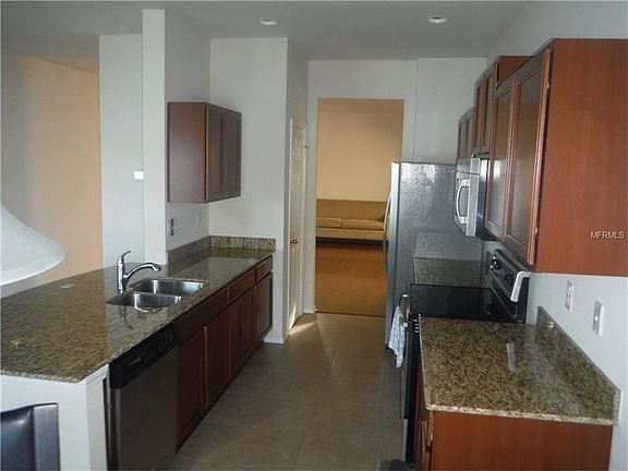 4th image of 8630 Turnstone Shore Ln