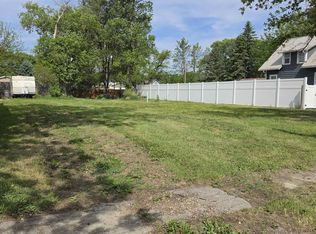 221 S Main Ave, Colman, SD 57017