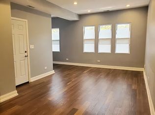 714 N Ada St #2, Chicago, IL 60642