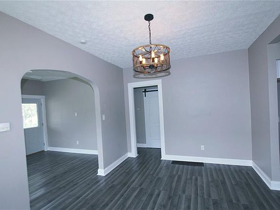 5th image of 716 Park Ave