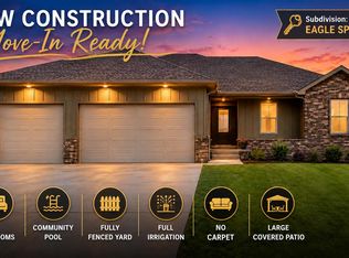 2608 W Pigeon Dr, Ozark, MO 65721