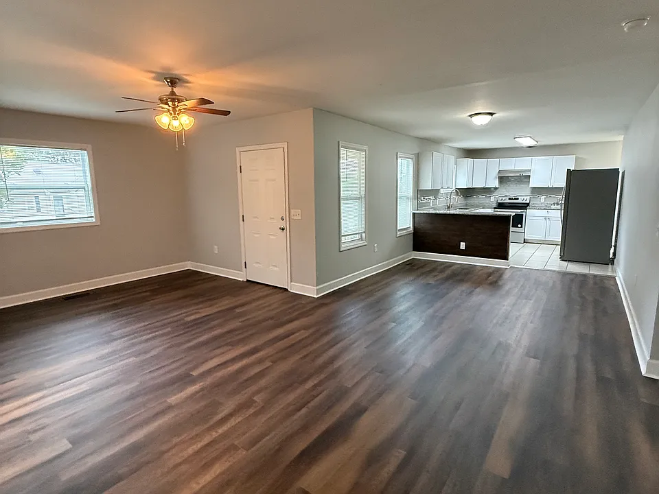 8 McBrien Rd