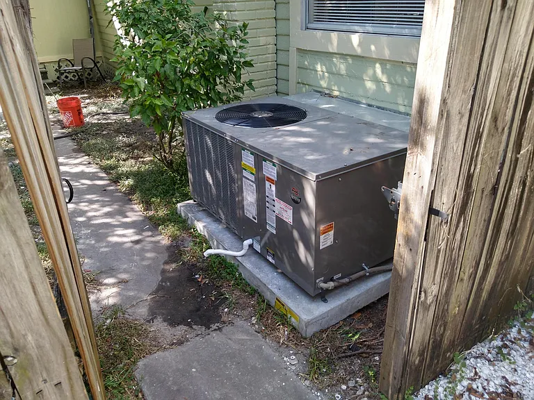 8010 N 12th St — Photo 3