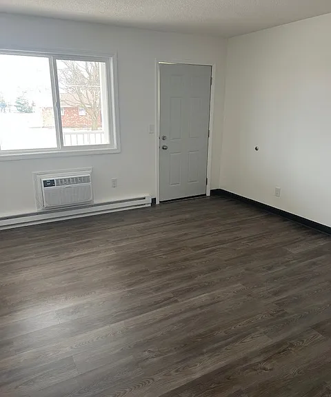 432 Martin Rd #B — Photo 3